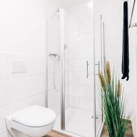 - Travel & Living - Apartament *