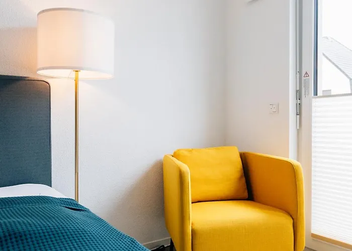 - Travel & Living - * Bielefeld